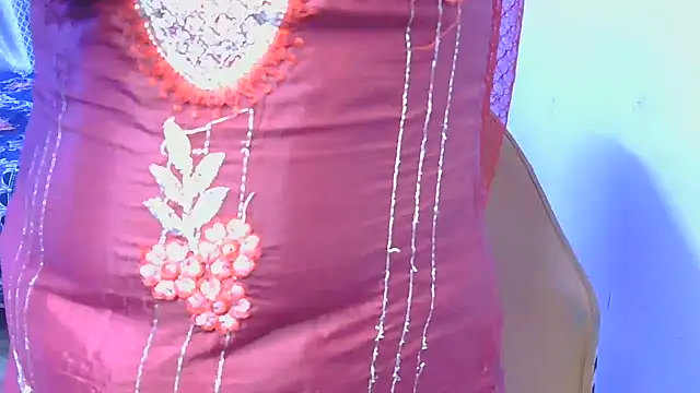 bold-smirthii online show from June 11, 2026, 4:53 am