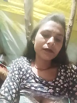 Cuty priti online show from March 19, 2026, 6:19 pm