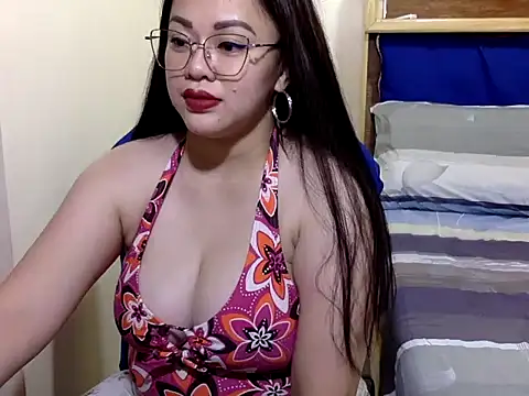 celine margo online show from April 21, 2026, 6:09 am