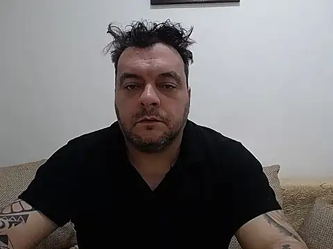 Snapshot of TomasTenerife chatting on March 26, 2026, 12:58 pm TomasTenerife online show from March 26, 2026, 12:58 pm