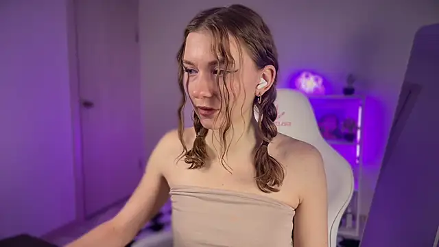 KellySunn online show from March 23, 2026, 8:14 am