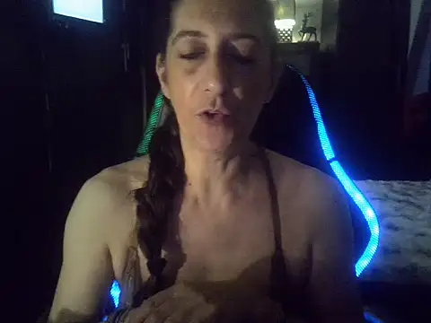 labelgecoquine online show from October 8, 2025, 7:47 pm