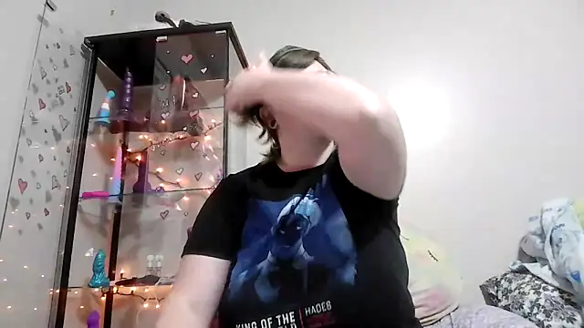 Snapshot of Pupghostt chatting on March 11, 2026, 5:40 pm Pupghostt online show from March 11, 2026, 5:40 pm