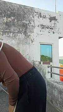 DesiXclusive online show from February 6, 2026, 11:39 am