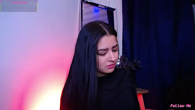 Snapshot of Emilyy05_ chatting on March 1, 2026, 3:39 am Emilyy05 online show from March 1, 2026, 3:39 am