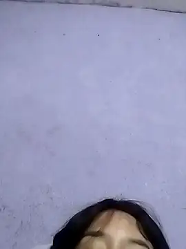 Snapshot of vanNe78 chatting on December 20, 2025, 2:53 pm vanNe78 online show from December 20, 2025, 2:53 pm