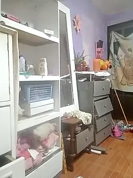 Snapshot of vanNe78 chatting on March 11, 2026, 4:39 am vanNe78 online show from March 11, 2026, 4:39 am