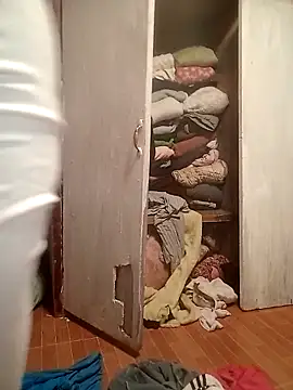 Snapshot of vanNe78 chatting on March 11, 2026, 6:24 pm vanNe78 online show from March 11, 2026, 6:24 pm