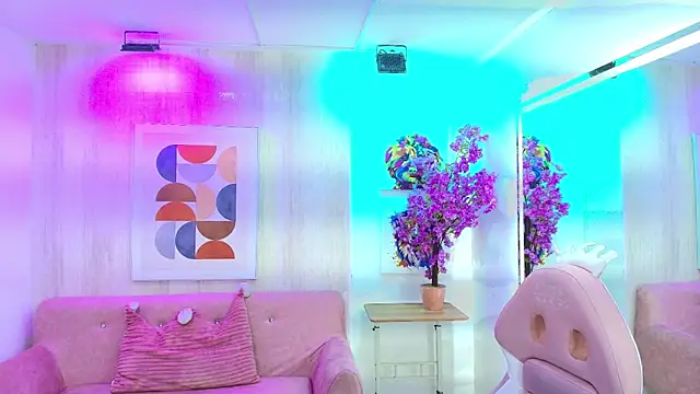 Charlotte milleers online show from February 4, 2026, 3:56 am