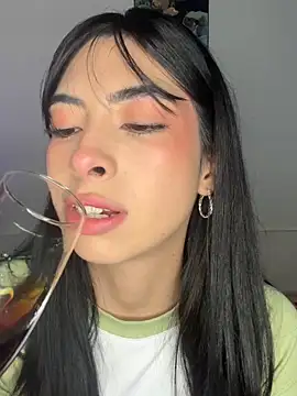 Snapshot of junorise23 chatting on February 20, 2026, 4:42 am junorise23 online show from February 20, 2026, 4:42 am