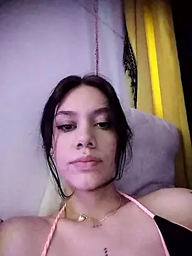 Snapshot of valerria_44 chatting on January 17, 2026, 10:35 pm valerria 44 online show from January 17, 2026, 10:35 pm