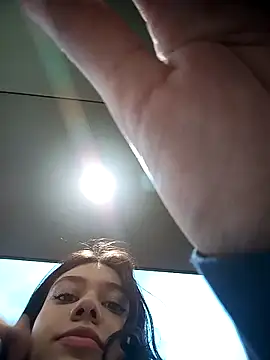 Snapshot of valerria_44 chatting on December 22, 2025, 10:54 pm valerria 44 online show from December 22, 2025, 10:54 pm