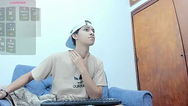 Snapshot of Victor_LatinBoy chatting on March 9, 2026, 3:21 am Victor LatinBoy online show from March 9, 2026, 3:21 am