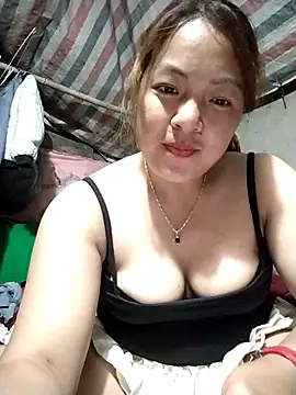 Lucky cutee online show from April 20, 2026, 1:03 pm