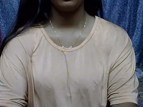 cute Dirty Diva online show from May 6, 2026, 3:16 pm