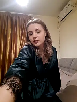 Snapshot of Molly_Voss chatting on February 23, 2026, 5:57 pm Molly Voss online show from February 23, 2026, 5:57 pm