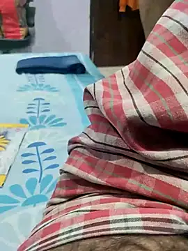 hydhunk26 online show from July 24, 2026, 4:52 am