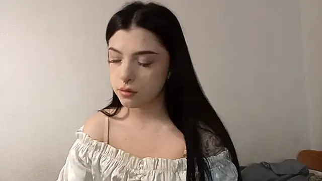 Snapshot of LexusGirls chatting on March 5, 2026, 4:47 pm LexusGirls online show from March 5, 2026, 4:47 pm