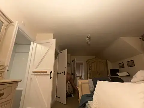 Snapshot of Rich_Hannon chatting on February 9, 2026, 7:01 pm Rich Hannon online show from February 9, 2026, 7:01 pm