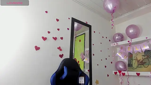 ashley-17 online show from February 22, 2026, 5:21 am