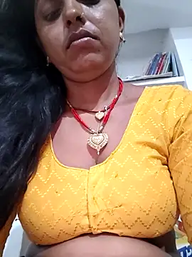Mahima rani34 online show from June 7, 2026, 10:04 pm