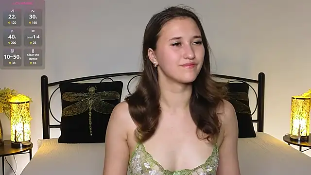Snapshot of JesseCaits chatting on August 6, 2026, 8:04 pm JesseCaits online show from August 6, 2026, 8:04 pm