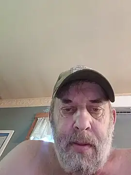 FragrantToe529 online show from June 9, 2026, 1:56 pm
