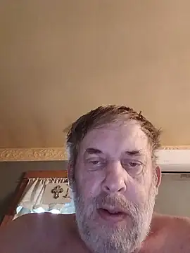 FragrantToe529 online show from May 30, 2026, 12:11 pm