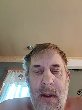 FragrantToe529 online show from June 1, 2026, 2:06 pm