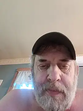 FragrantToe529 online show from June 16, 2026, 1:44 pm