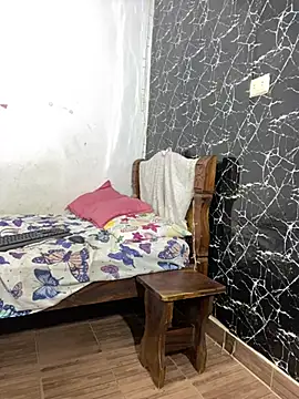 TheSexyLaura online show from February 7, 2026, 12:02 pm