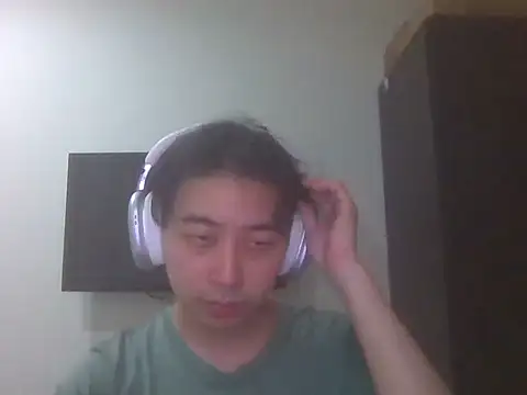 Snapshot of AJIJI1010 chatting on March 26, 2026, 6:39 pm AJIJI1010 online show from March 26, 2026, 6:39 pm