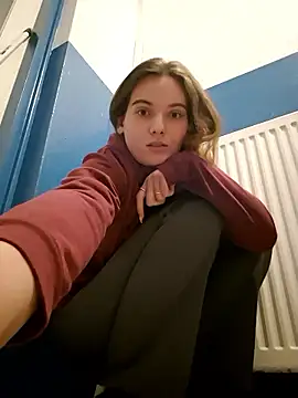 SweetCandyy69 online show from January 7, 2026, 9:20 pm