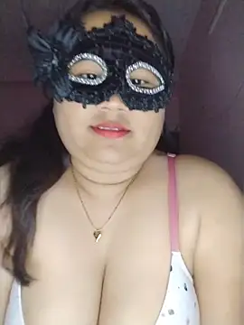 DesiSeductress online show from March 26, 2026, 6:17 pm