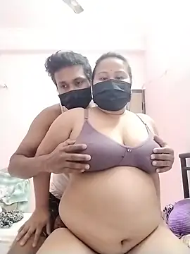 DesiSeductress online show from February 6, 2026, 12:12 pm