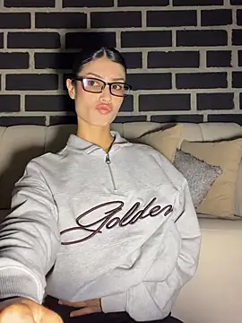 Godsfavorite19 online show from February 5, 2026, 2:07 am