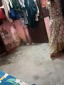 Snapshot of Desipari_777 chatting on February 13, 2026, 5:13 pm Desipari 777 online show from February 13, 2026, 5:13 pm