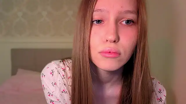 Alllura online show from March 6, 2026, 2:28 am