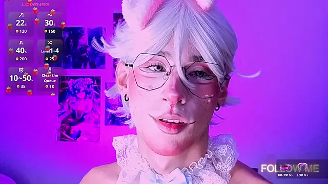 Kitsuneplay  online show from August 9, 2026, 1:13 am