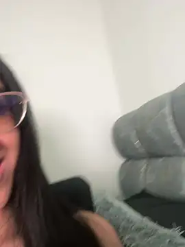 Snapshot of ValentinaEvanz chatting on July 2, 2026, 4:02 pm ValentinaEvanz online show from July 2, 2026, 4:02 pm