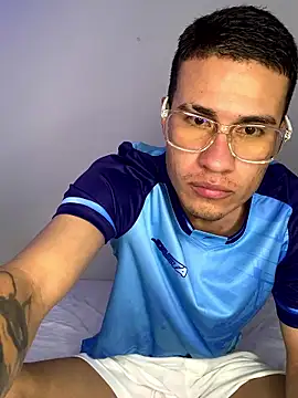 Latin Paisa Boy online show from January 15, 2026, 10:29 am