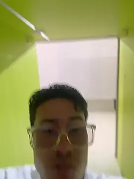 Snapshot of Latin_Paisa_Boy chatting on August 1, 2026, 6:28 pm Latin Paisa Boy online show from August 1, 2026, 6:28 pm