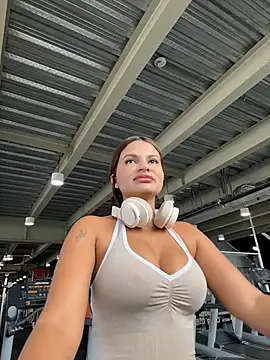 Snapshot of Irina_Velvett chatting on June 25, 2026, 1:49 pm Irina Velvett online show from June 25, 2026, 1:49 pm
