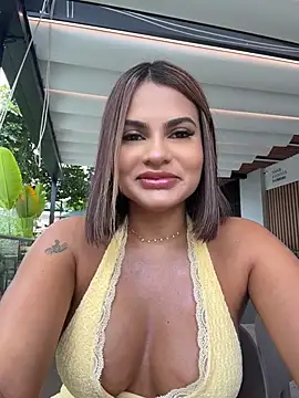 Snapshot of Irina_Velvett chatting on July 8, 2026, 8:42 pm Irina Velvett online show from July 8, 2026, 8:42 pm