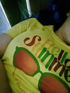 DIANAKUTE online show from July 1, 2026, 2:01 am