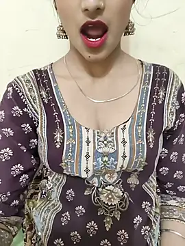 Yours-Zeenat online show from May 26, 2026, 7:50 am