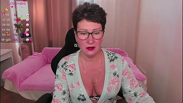 JennyMons online show from July 7, 2026, 7:56 am
