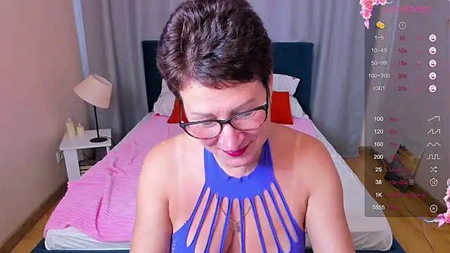 JennyMons online show from July 15, 2026, 7:26 am