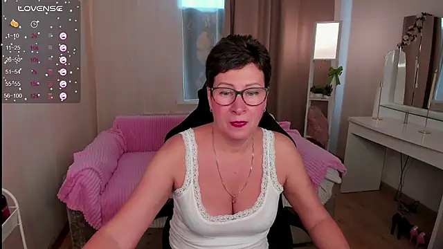 JennyMons online show from July 2, 2026, 8:20 am