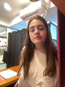 lele202526 online show from March 31, 2026, 6:10 pm